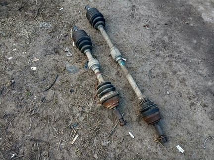 Привод полуось Хендай Элантра МКПП XD 2.0