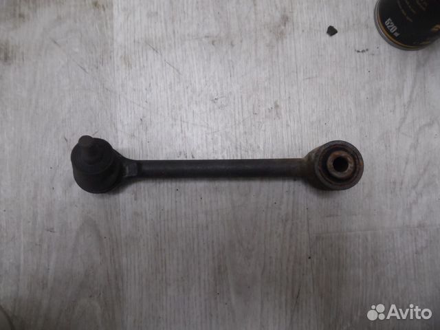 Тяга задняя нижняя левая Hyundai ix35/Tucson 2010