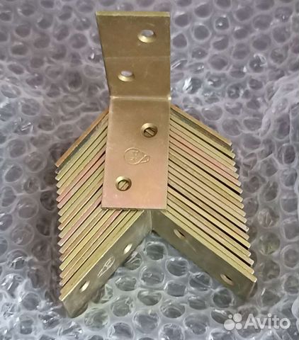 Уголок металлический мебельный