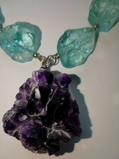 Ожерелье из натуральных камней