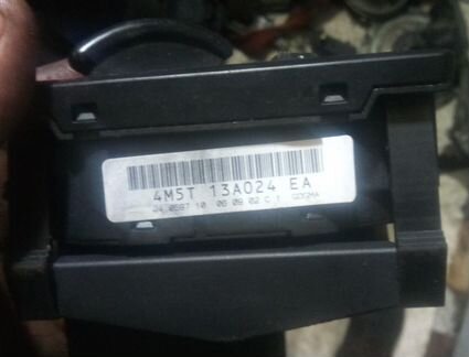 Переключатель света фар на торпедо Форд Фокус 2