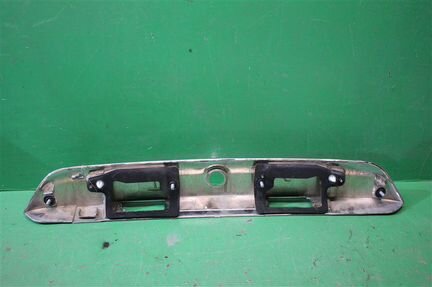 Накладка двери багажника Nissan Terrano 3 2014