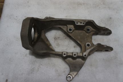 Кронштейн подвески кабины передний Scania 1409344