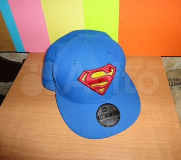 Кепка с логотипом 