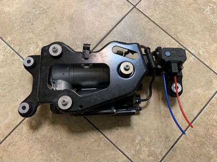 Компрессор пневмоподвески BMW X5 x6 x6m x5m f15 f1