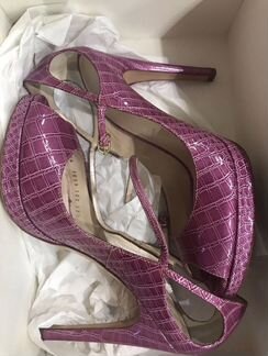Босоножки casadei новые