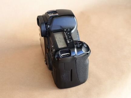 Фотоаппарат Canon EOS 5D (mark I)