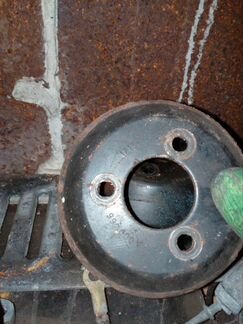 Шкив насоса ABC W220 a0004661715 0004661815