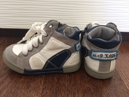 Ботинки деми 22