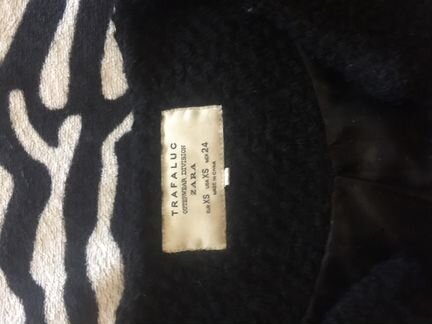 Пальто на осень и на теплую зиму.Zara