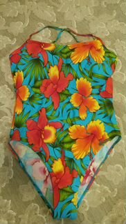 Новый Купальник lightswim