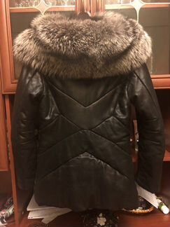 Куртка тёплая с воротником чернобурка