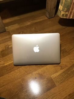 Apple MacBook Air 11’ 2011г. + Новая батарея