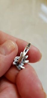 Серебряные серьги и кольцо
