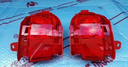 Противотуманый фонарь Lexus LX570 2012-2015
