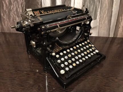 Печатная (пишущая) машинка Underwood № 5