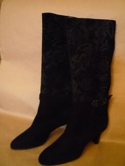 Замшевые сапоги 