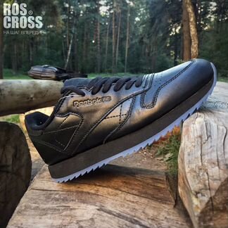 Reebok classic.Кожаные кроссовки
