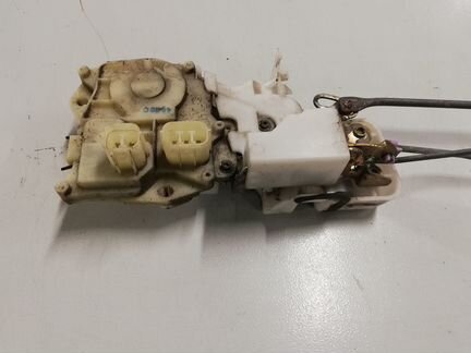 Замок передний правый Acura MDX YD1 2001-2006 г