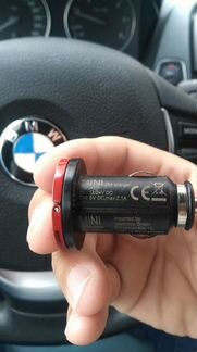 Автомобильное зарядное на 2 USB Minicooper