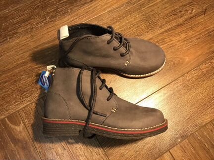 Новые кожаные ботинки Zara
