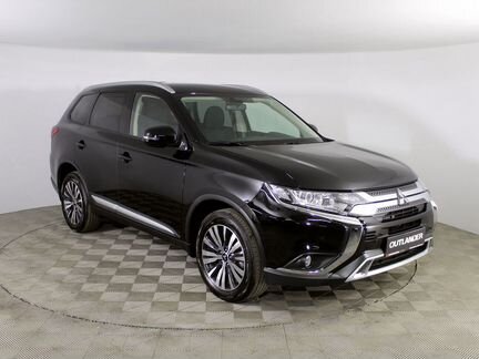 Mitsubishi Outlander 2.0 CVT, 2020