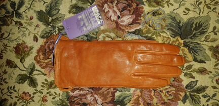 Теплые перчатки из натуральной кожи