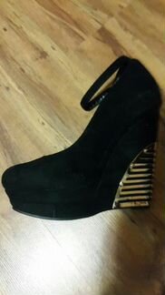 Замшевые Туфли на танкетке