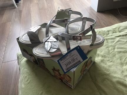 Босоножки Primigi новые