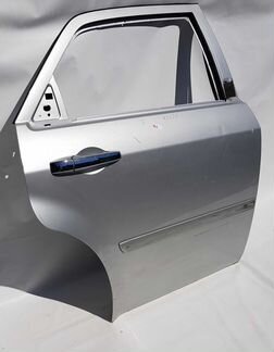 Дверь задняя правая Chrysler 300C 5134176AD 100882