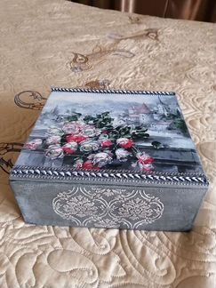 Шкатулка