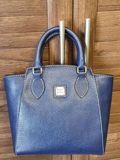 Сумка кроссбоди Dooney&Bourke новая