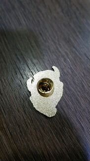 PIN ) Металлический значок NEW
