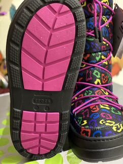 Новые зимние сапоги Crocs kosmoboot