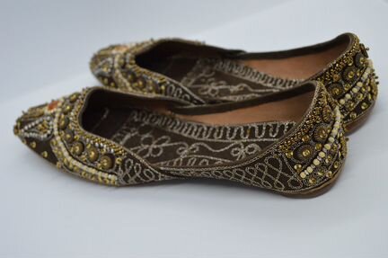 Турецкая национальная обувь