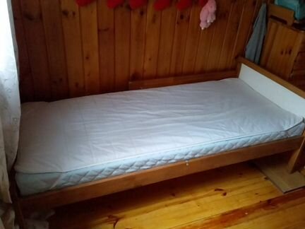 Кровать детская IKEA cинглар с матрасом