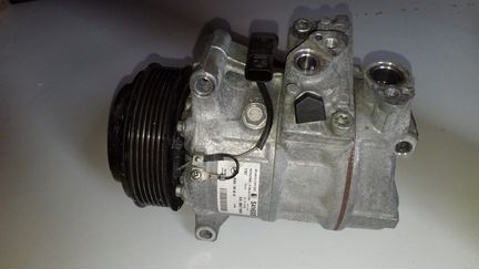 Компрессор кондиционера Мерседес С205 A0008304002