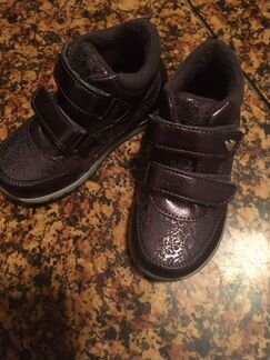 Ботинки на девочку