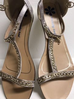 Босоножки 39 р