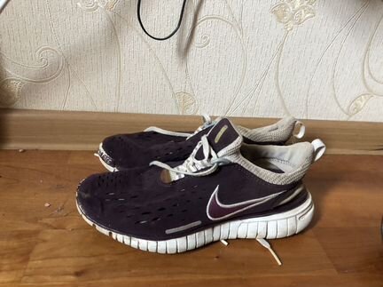 Кроссовки Nike free