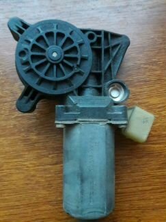 Мотор стеклоподъемника мерседес CLK W 208