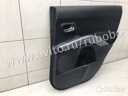 Обшивка двери задняя правая Peugeot 4007 4B12 2012