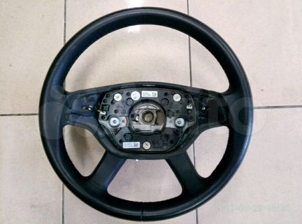 Продаю руль на Mercedes Benz, w221