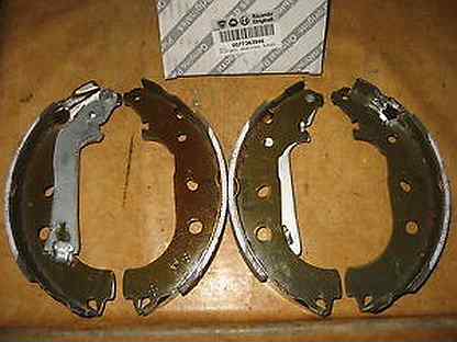 Колодки задние фиат пунто. Колодки задние фиат альбеа 1. 0986487629 бош. 4. Колодки задние фиат альбеа артикул.