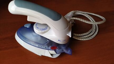 Утюг дорожный