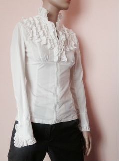 Красивая торжественная рубашка офис