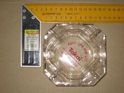 Пепельница с символикой Agio и Takai