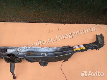 Верхняя планка телевизора Suzuki Jimny jb43