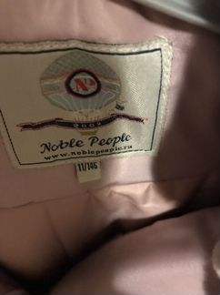 Продаётся легкая куртка для девочки рост 146