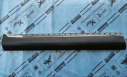 Молдинг двери Highlander передний левый